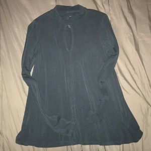 AE blue XS cut out top